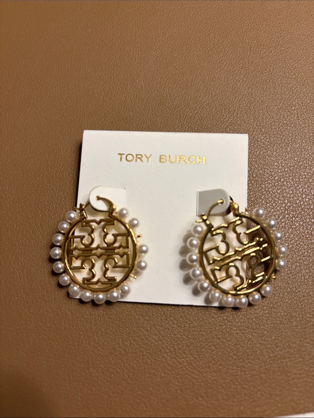 NWT Tory Burch Gold Logo Miller Hoop Earrings with Pearl Trim